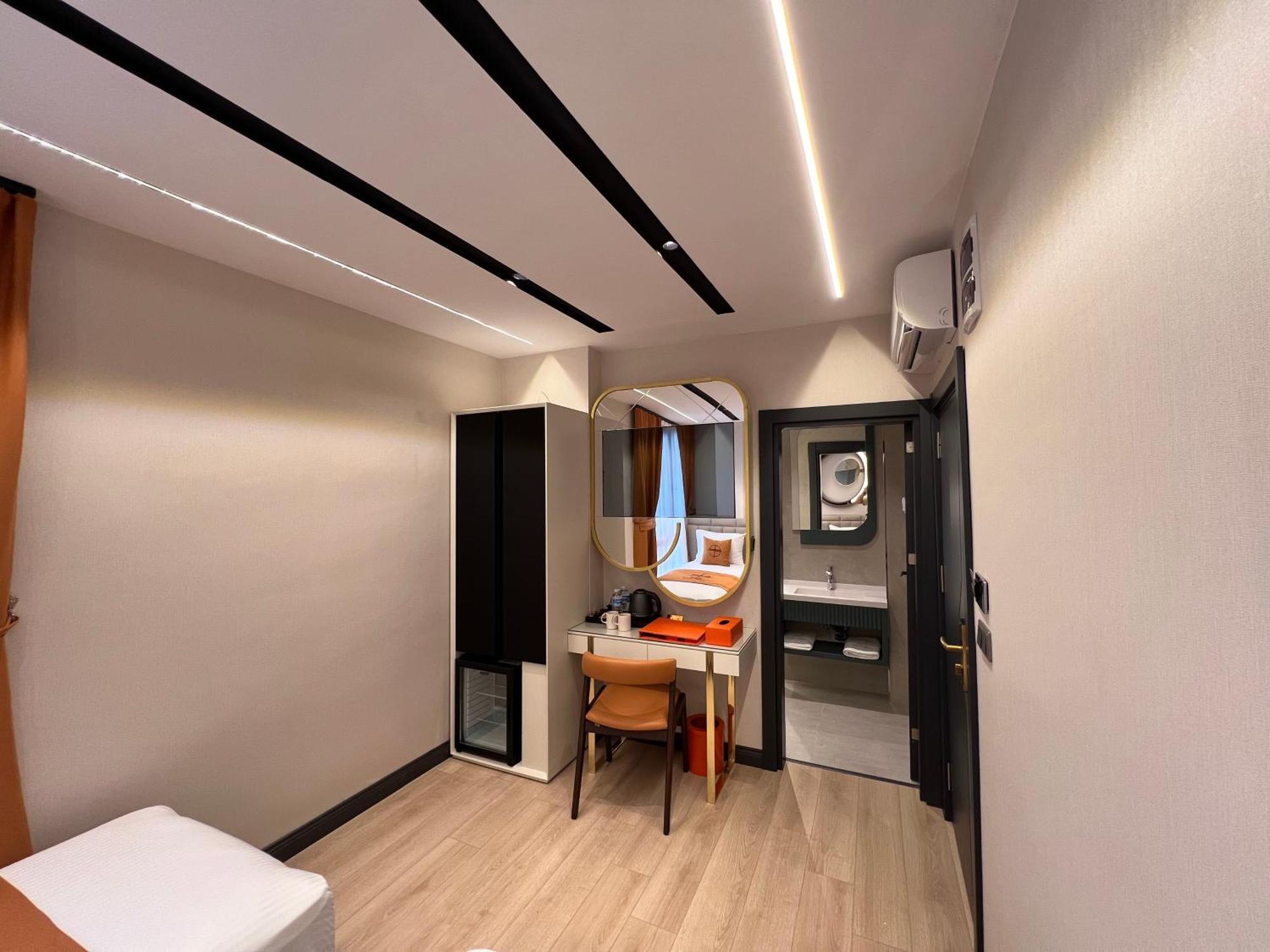 Elysian Airport Hotel Arnavutkoy Exterior photo